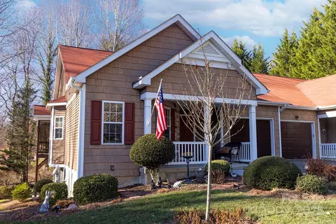 67 Coldwater 15a Ln #15A, Hendersonville, NC 28739