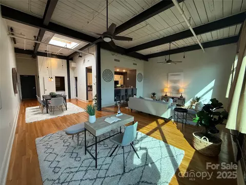 310 Arlington 422 Ave #422, Charlotte, NC 28203