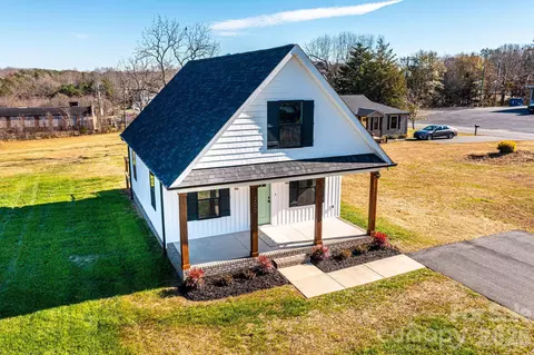 200 N Center St, Hildebran, NC 28637