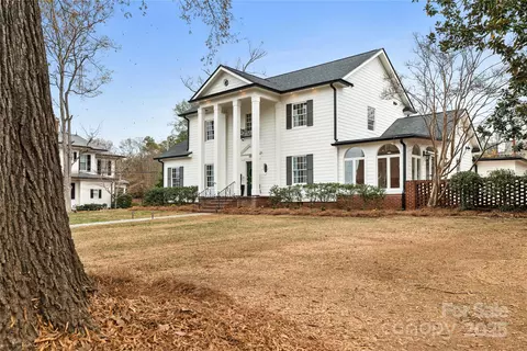 48 Spring Nw St NW, Concord, NC 28025 photo 3