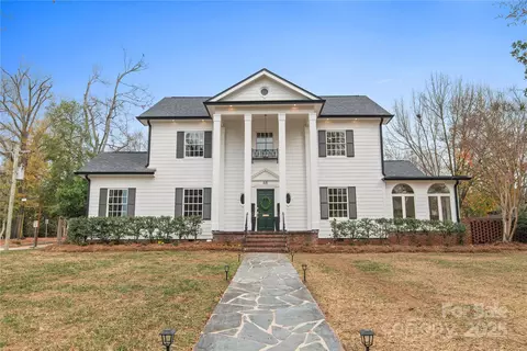 48 Spring Nw St NW, Concord, NC 28025 photo 2