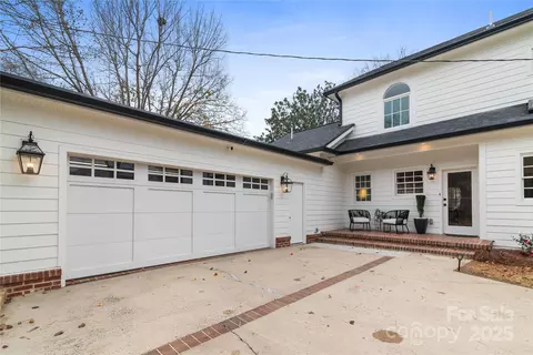 48 Spring Nw St NW, Concord, NC 28025 photo 4