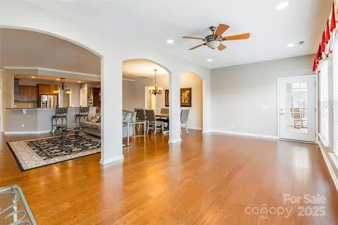 Living - 2050 Yellowstone Dr, Fort Mill, SC 29707 photo 10 of 11