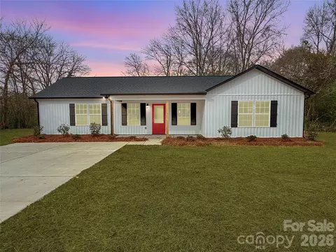 2166 Reeves Rd, Lancaster, SC 29720 photo 3