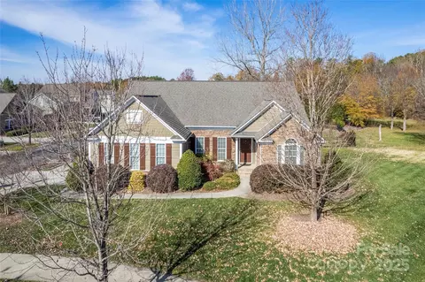 16103 Grassy Creek Dr, Huntersville, NC 28078