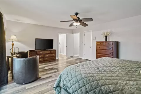 16144 Tana Tea Cir, Tega Cay, SC 29708 photo 18
