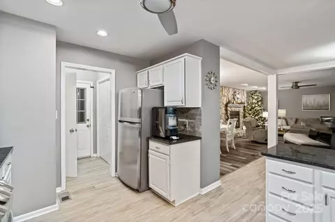 16144 Tana Tea Cir, Tega Cay, SC 29708 photo 8