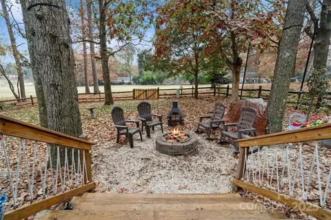 16144 Tana Tea Cir, Tega Cay, SC 29708