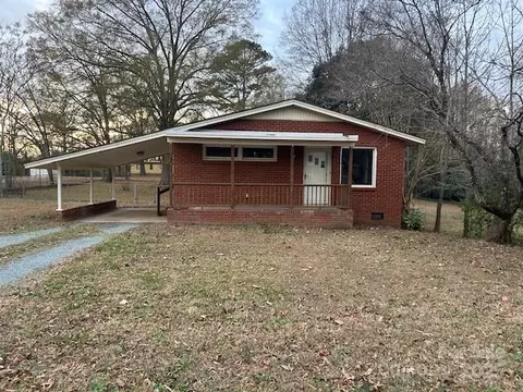 705 N Elm St, Marshville, NC 28103