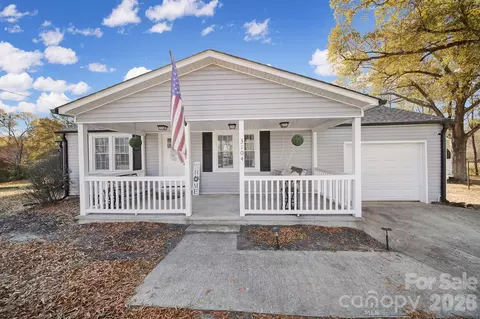 3104 Taxahaw Rd, Lancaster, SC 29720