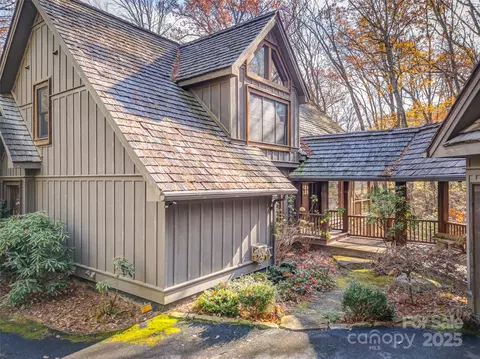 129 Ivy I-26 Rdg #I-26, Lake Toxaway, NC 28747