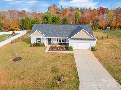 536 Amanda Faith Ln, Mount Holly, NC 28120