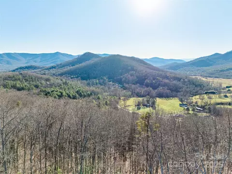 9999 N Fork 5 6 Rd #5 & 6, Black Mountain, NC 28711