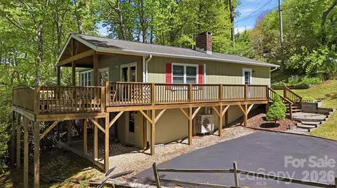 265 Dameron Dr, Blowing Rock, NC 28605