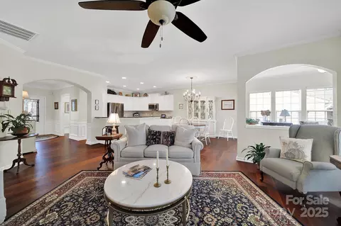 10579 Bethpage Dr, Fort Mill, SC 29707 photo 8