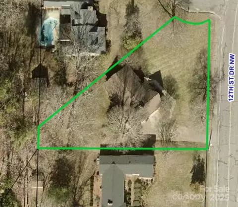 1775 12th Street Nw Dr NW, Hickory, NC 28601