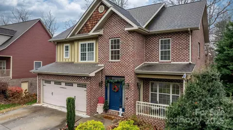 107 Maplewood Ct, Hudson, NC 28638