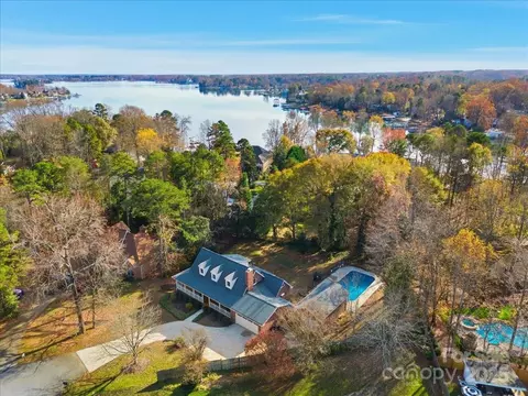 3509 Chapel View Ct, Denver, NC 28037