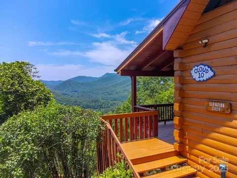 561 Signal Rdg, Sylva, NC 28779 photo 5