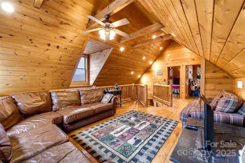 561 Signal Rdg, Sylva, NC 28779 photo 25