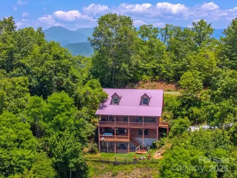 561 Signal Rdg, Sylva, NC 28779 photo 2