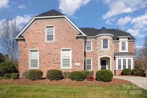 1901 Carlota Ct, Charlotte, NC 28269