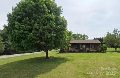 106 Belleview Ne Dr NE, Conover, NC 28613