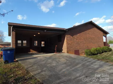 Other - 106 Belleview Ne Dr NE, Conover, NC 28613 photo 2 of 3