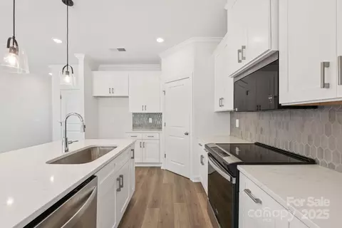 Kitchen - 409 Markridge Loop, Fort Mill, SC 29708 photo 1 of 1