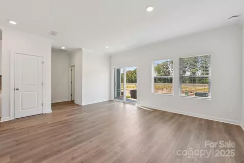 Living - 409 Markridge Loop, Fort Mill, SC 29708 photo 1 of 2