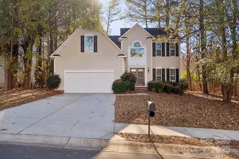 755 Sunset Point Dr, Rock Hill, SC 29732