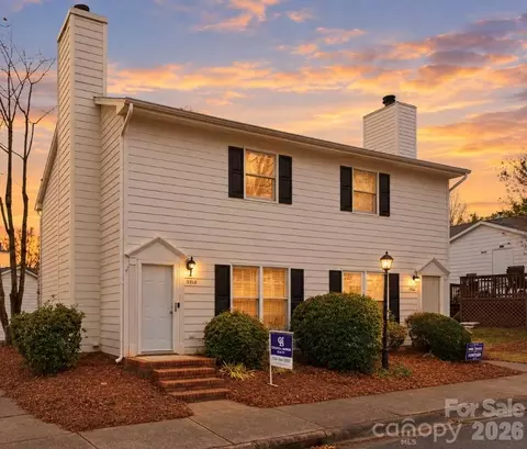 5918 Crape Myrtle Ln, Charlotte, NC 28216