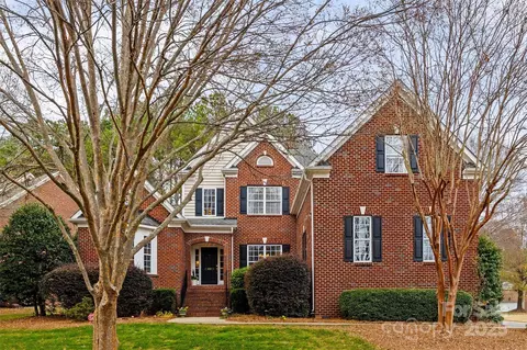 16308 Crystal Downs Ln, Charlotte, NC 28278