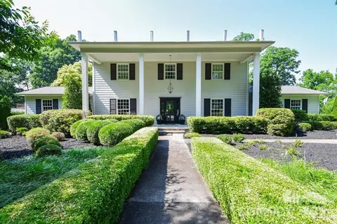 711 Yadkin St, Albemarle, NC 28001