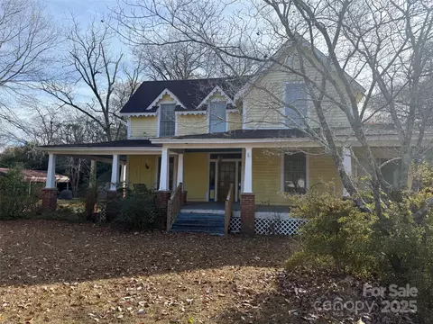 1801 Overbrook Rd, Kershaw, SC 29067