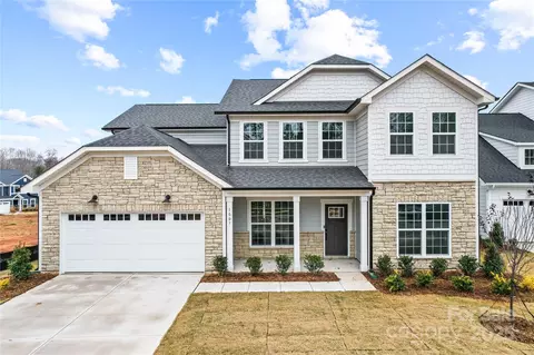 1007 High Bluff Se Pt SE, Waxhaw, NC 28173