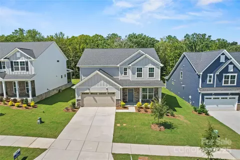 2012 Waxhaw Crossing Dr, Waxhaw, NC 28173