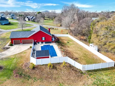 View/Area - 1659 Buffett Cir, Hickory, NC 28602 photo 1 of 11