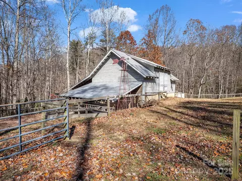 Exterior - 765 Higher Path, Saluda, NC 28773 photo 8 of 12