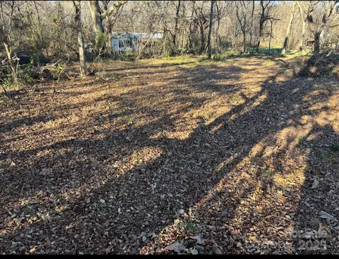 3710 Old Catawba Rd, Claremont, NC 28610