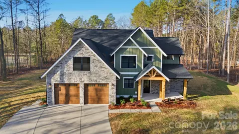 240 Hephzibah Church Rd, Crouse, NC 28033