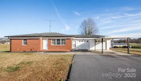 1690 Midway Rd, Stony Point, NC 28678