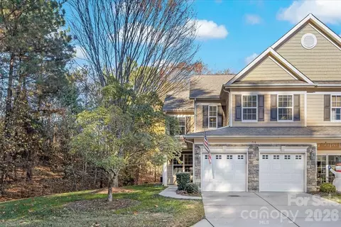 718 Deerbrook Ln, Tega Cay, SC 29708
