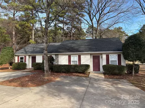 179181 Isle Of Pines Rd, Mooresville, NC 28117