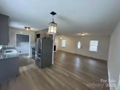 Living - 1018 Starcliff Cir, Lancaster, SC 29720 photo 1 of 5