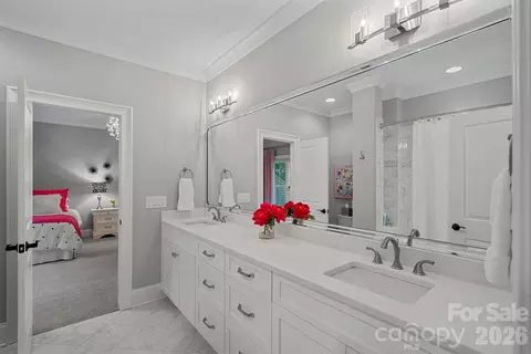 Bath - 17627 Stuttgart Rd, Davidson, NC 28036 photo 5 of 8
