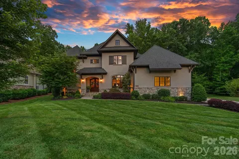 17627 Stuttgart Rd, Davidson, NC 28036
