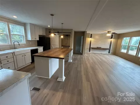 Living - 4765 Logging Rd, Lancaster, SC 29720 photo 4 of 4