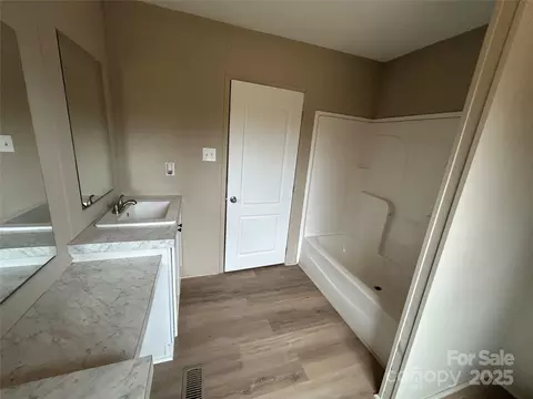 Bath - 4765 Logging Rd, Lancaster, SC 29720 photo 3 of 4