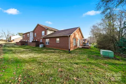 Exterior - 102 Brandywine Ne T1 Dr NE #T1, Conover, NC 28613 photo 5 of 5